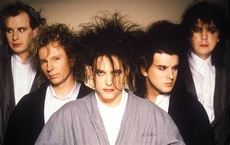 The Cure. Screaming at the make-believe | Stories | SENTIREASCOLTARE