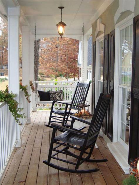 COZY WOODEN ROCKING CHAIRS FRONT PORCH SEATING IDEAS | PORCH AREA