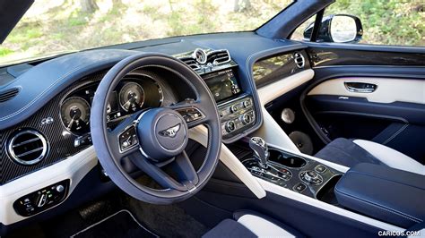 Bentley Bentayga S | 2022MY | Interior