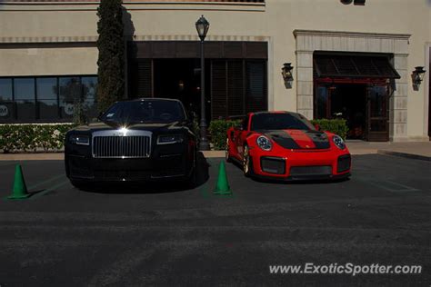 Porsche 911 GT2 spotted in Newport Beach, California on 05/30/2022, photo 2