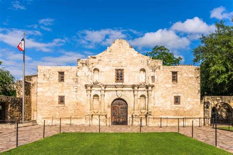 San Antonio: Texas Ranger Museum and Hop-On Hop-Off Bus Pass | GetYourGuide