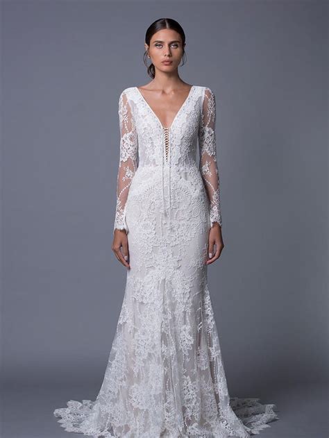 Fall 2022 Wedding Dresses Best 10 - Find the Perfect Venue for Your ...