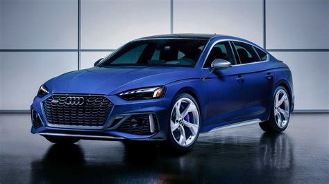 Los Audi RS 5 Coupé y RS 5 Sportback 2021 estrenan imagen en EE.UU.