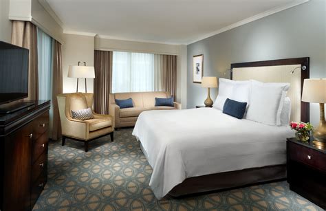 Omni Riverfront Hotel | Hotels in New Orleans, LA