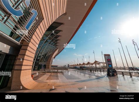 Jeddah airport terminal 1 hi-res stock photography and images - Alamy