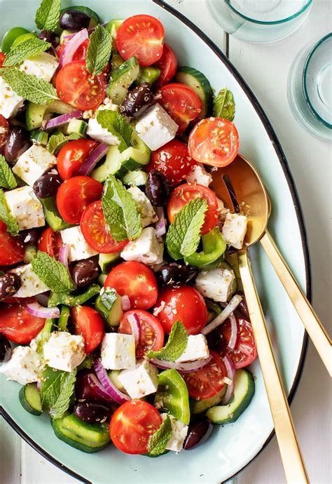 Easy Salad Recipes For Lunch