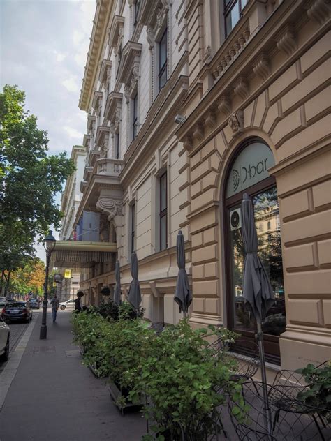 A luxury stay at the Ritz-Carlton in Vienna – Carrots and Tigers