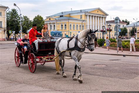 Walking through the historical center of Kostroma · Russia Travel Blog