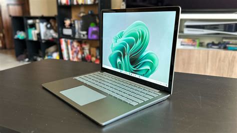 Microsoft Surface Laptop 5 review: The ultimate big-screen Windows ...