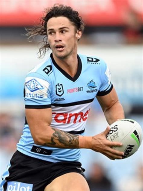 NRL 2023: Nicho Hynes signs six-year $7 million deal with Cronulla ...