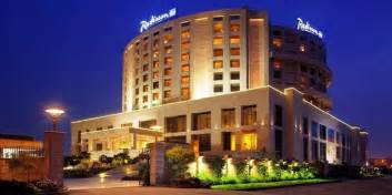 Top 7 Luxury Hotels Near Delhi Airport - Let Us Publish