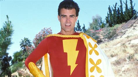 Captain Marvel on '70s 'Shazam!' Show 'Memba Him?!