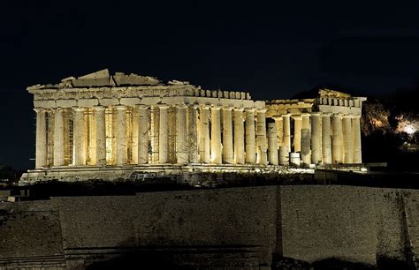 Partenon, na Acrópole de Atenas. Parthenon night view - Grécia ...