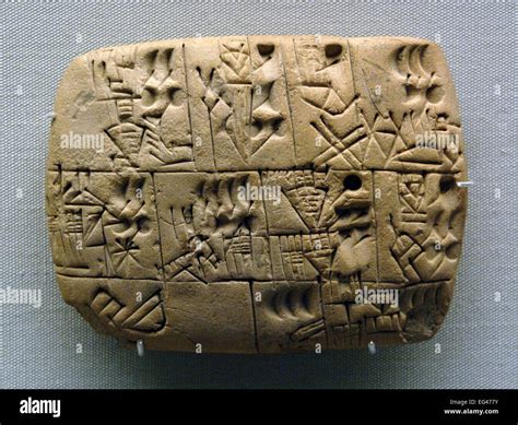 Mesopotamia pictograph beer hi-res stock photography and images - Alamy