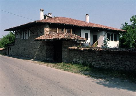 Balkan Vernacular Architecture : Arbanasi - Bulgaria