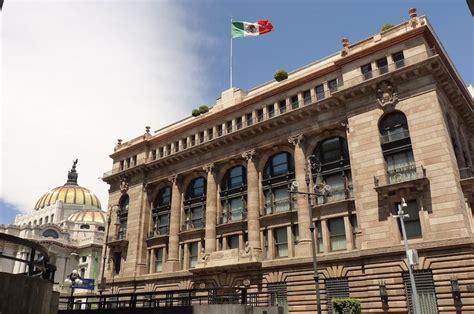 El Banco de México alza los tipos de cambio ante el temor a la ...