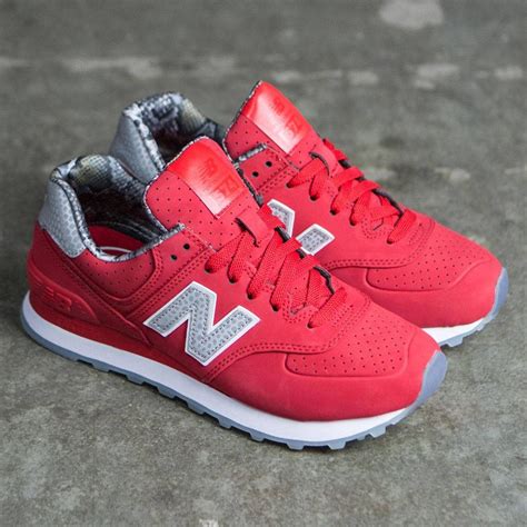 New Balance Women 574 Luxe Rep WL574SYB red