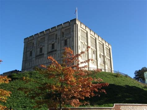 Norwich Castle Museum, Art Gallery and Natural History Spectacle