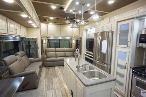 2020 Luxe Elite 42MD For Sale in Elkhart, IN - RV Trader | Luxury fifth ...