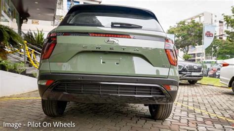 Hyundai Creta Adventure Edition Arrives At Dealer Showroom - Walkaround