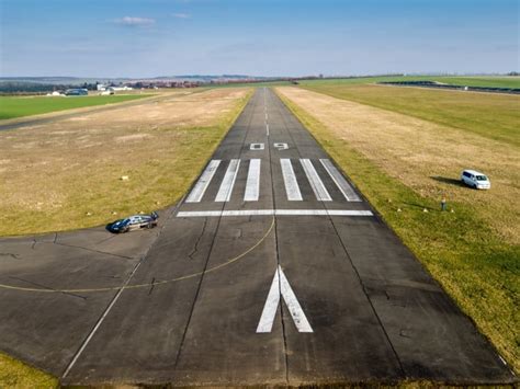 Airport Runway Markings and Signs Explained - Aero Corner