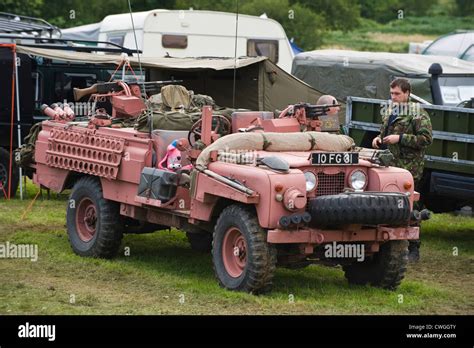 Land Rover 4x4 SAS special forces Pink Panther military vehicle at ...