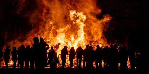 “Remember, Remember” The History of Bonfire Night - Best of Scotland