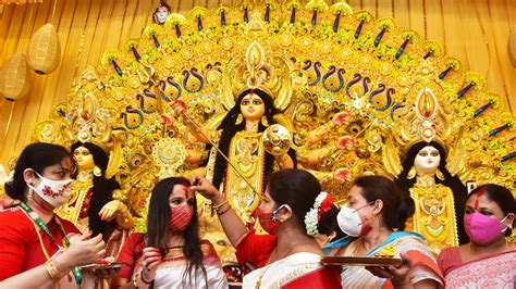 Navratri 2022: How the festival is celebrated in different parts of the ...