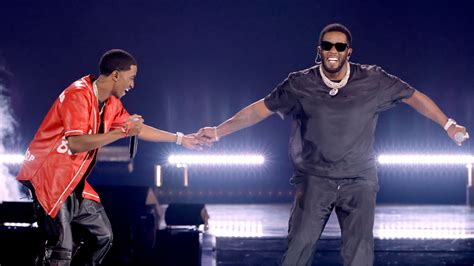 Diddy Dedicates Set To The Late Kim Porter After Bringing Out King ...