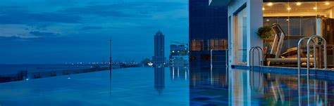 Infinity Pool Colombo | Rooftop Pools in Colombo | Mandarina Colombo