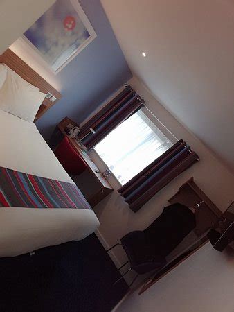 Travelodge London Harrow Hotel - [2018] Reviews, Photos & Price ...