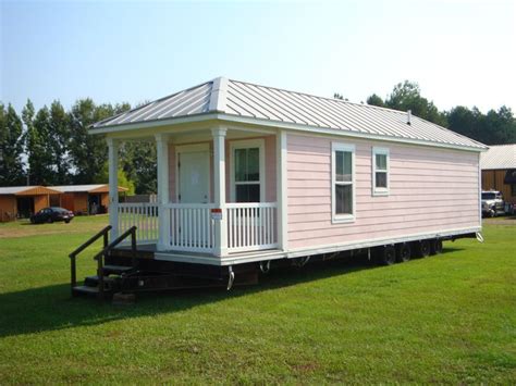 KATRINA COTTAGE 1 BEDROOM 1 BATH COMPLETELY REMODELED | Tiny cottage ...