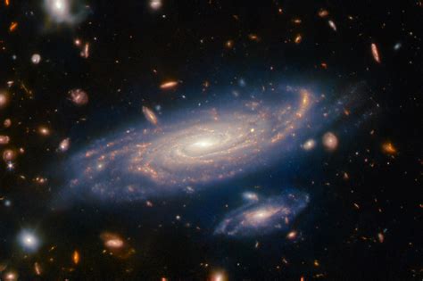 James Webb Space Telescope Captures Giant Spiral Galaxy Over 1 Billion ...