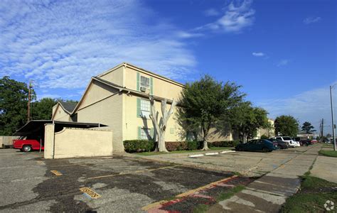 Country Club Village Apartments - Apartments in Houston, TX ...