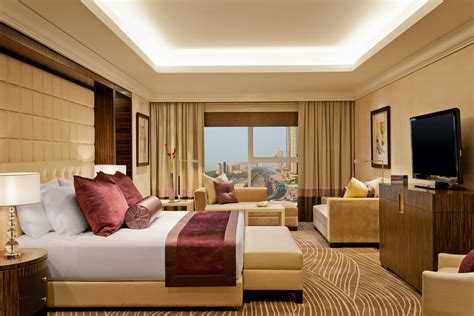 Luxury Hotels & Resorts in Dubai | Grosvenor House, a Luxury Collection ...