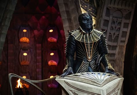 STAR TREK: DISCOVERY Producers Explain Why Klingons Look Completely ...