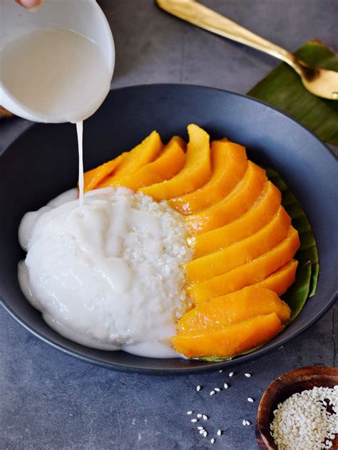 Mango Sticky Rice | Coconut Rice Recipe - Elavegan