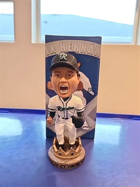 TACOMA RAINERS FELIX Hernandez Cy Young Bobblehead Seattle Mariners $74 ...