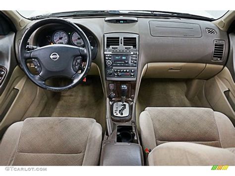 2002 Nissan Maxima SE interior Photo #102871029 | GTCarLot.com