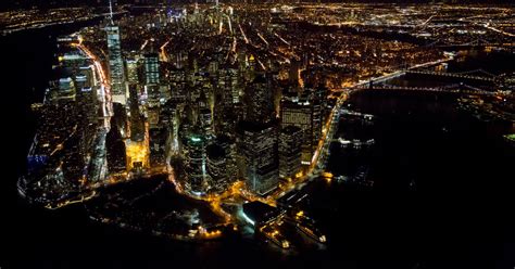 New York Plan to Save Energy May Mean a Dimmer Skyline - The New York Times