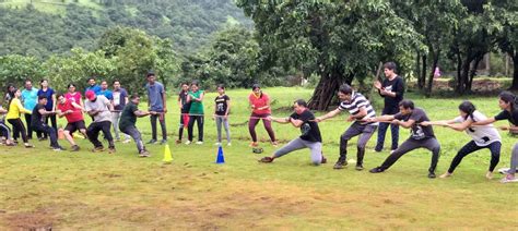 Outdoor Team Building Games - Treks and Trails India