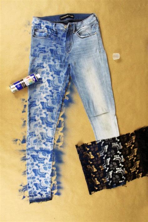 Einfache DIY Upcycle Jeans Refashion Tutorial. Verwenden Sie Spitze um ...