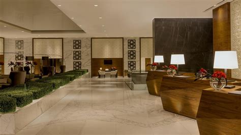 Sheraton-Grand-Hotel–Dubai—Lobby-Reception – Bluenotes Community