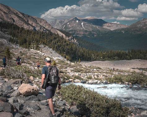 Bow Lake in Banff - The Ultimate Guide to Visiting