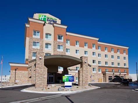 Holiday Inn Express & Suites Denver East-Peoria Street Hotel by IHG