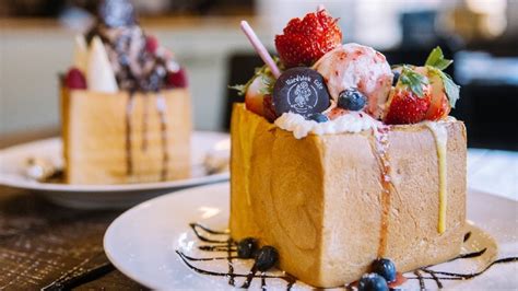 Honey Toast is the extravagant dessert of your dreams | Seattle Refined