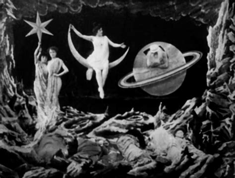 A TRIP TO THE MOON (1902) • Frame Rated