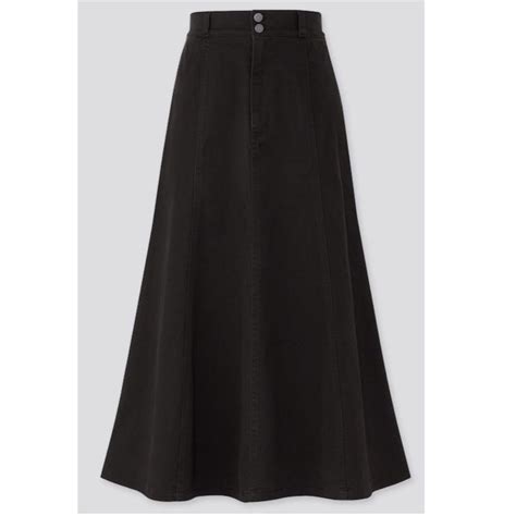 Uniqlo skirt, Women's Fashion, Bottoms, Skirts on Carousell