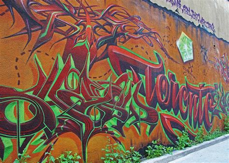 Graffiti Alley: A Tour of Toronto Street Art - Justin Plus Lauren