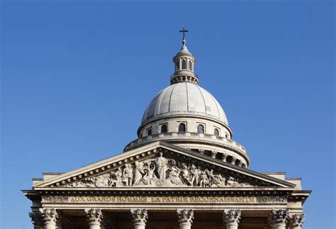 Free Images - fronton pantheon paris dome